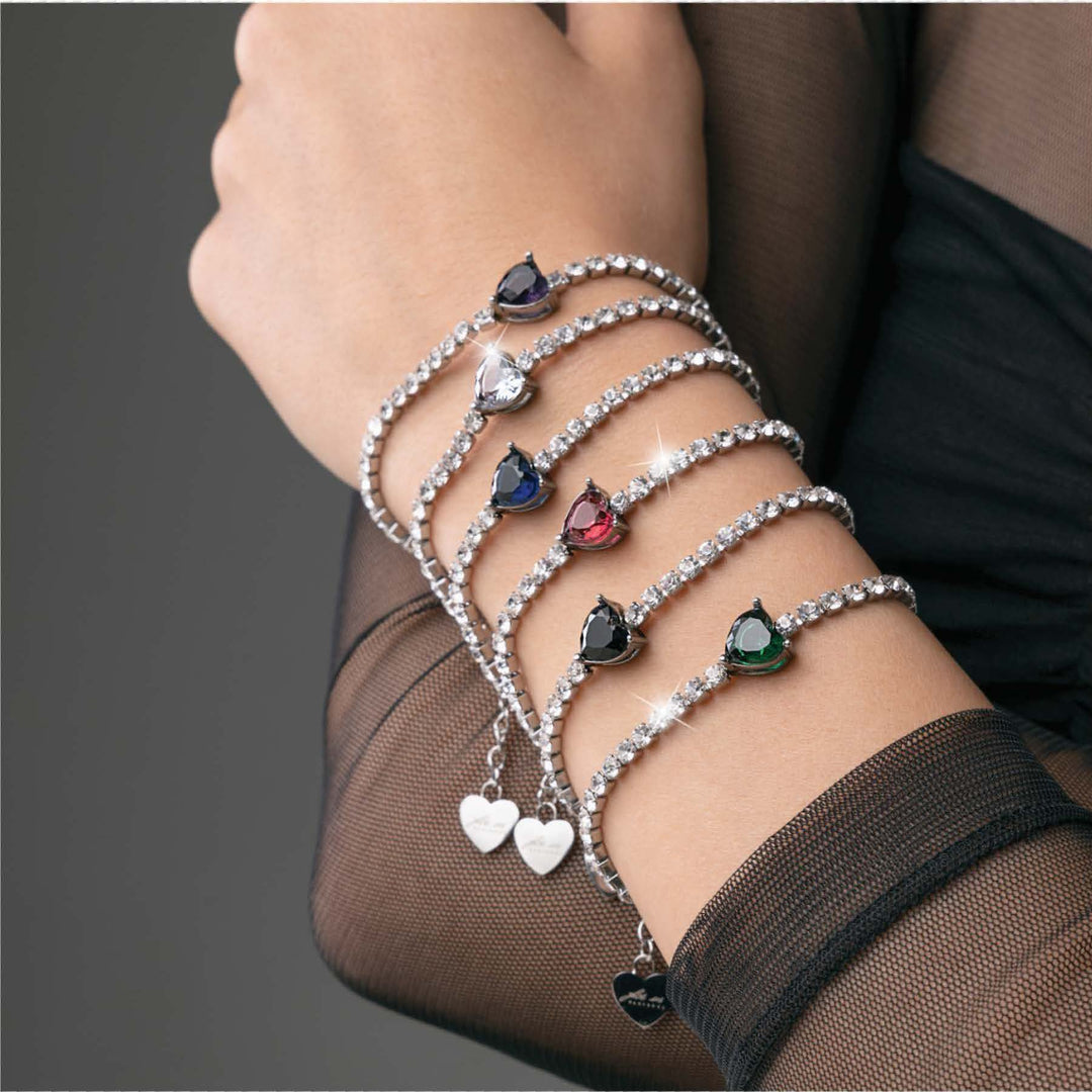 Bracciale tennis in acciaio con zirconi e cuore rosso