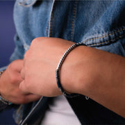 Bracciale uomo in acciaio e dettagli diamantati neri