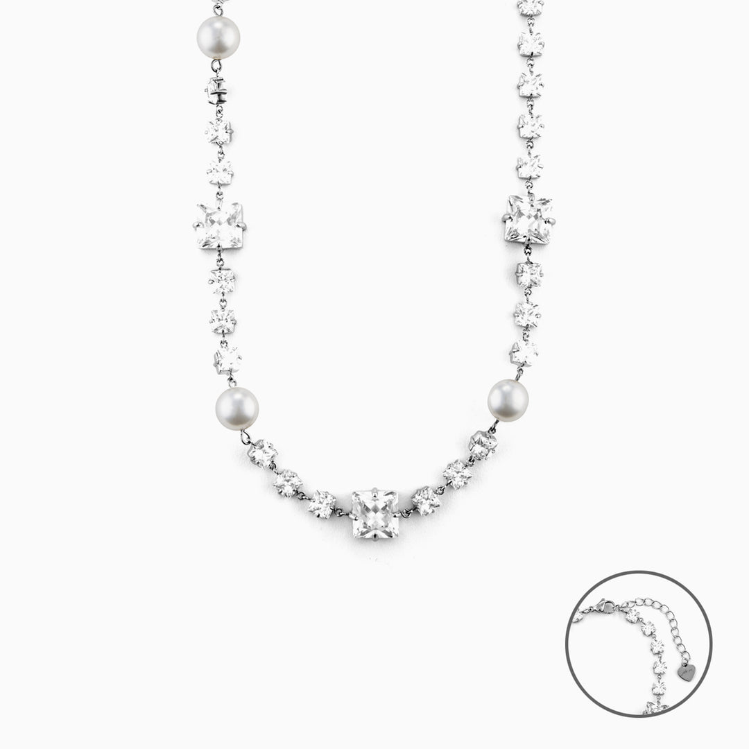 Collana Elegante con Perle e Zirconi